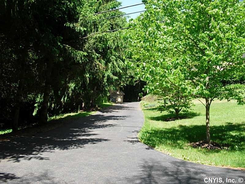 2590 Lafayette Rd - Photo 2 of 13