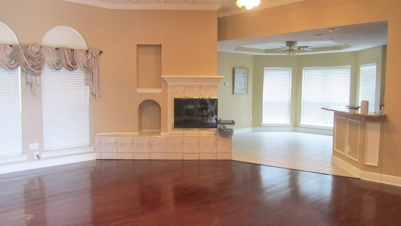 167 Jesuit Bend Dr - Photo 3 of 18