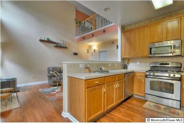 10 Quarry Ct - Photo 3 of 17