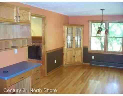 68 Robin Rd - Photo 3 of 22