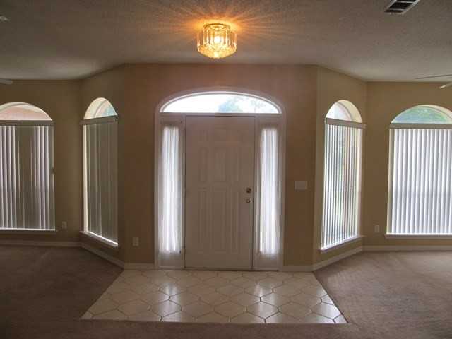 64 Hillcrest Dr - Photo 3 of 44