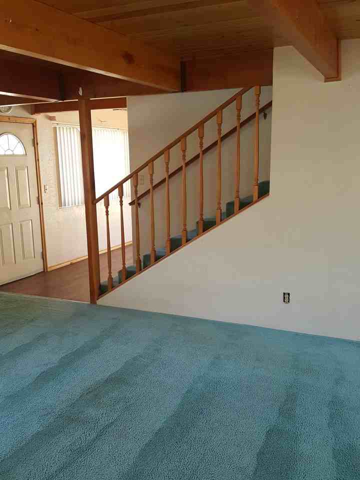 1150 Vine Ave - Photo 3 of 17