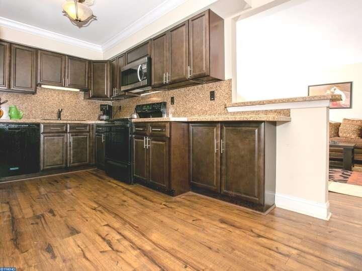 3016 Harbour Dr - Photo 3 of 12