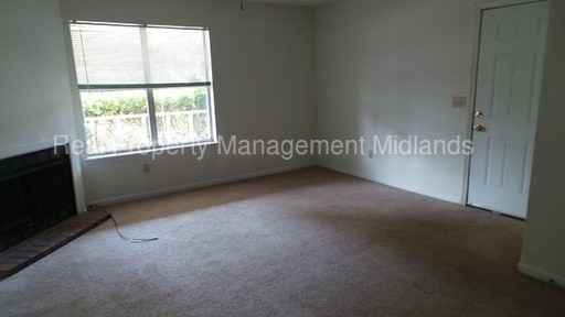 104 Springwood Lake Point - Photo 2 of 8