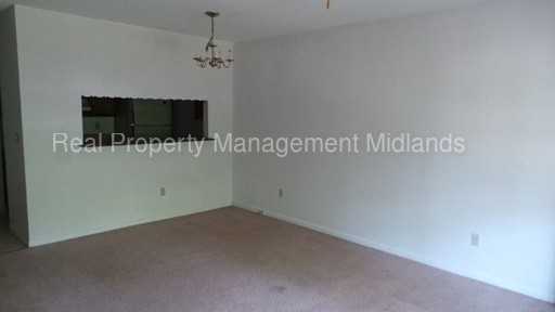 104 Springwood Lake Point - Photo 3 of 8