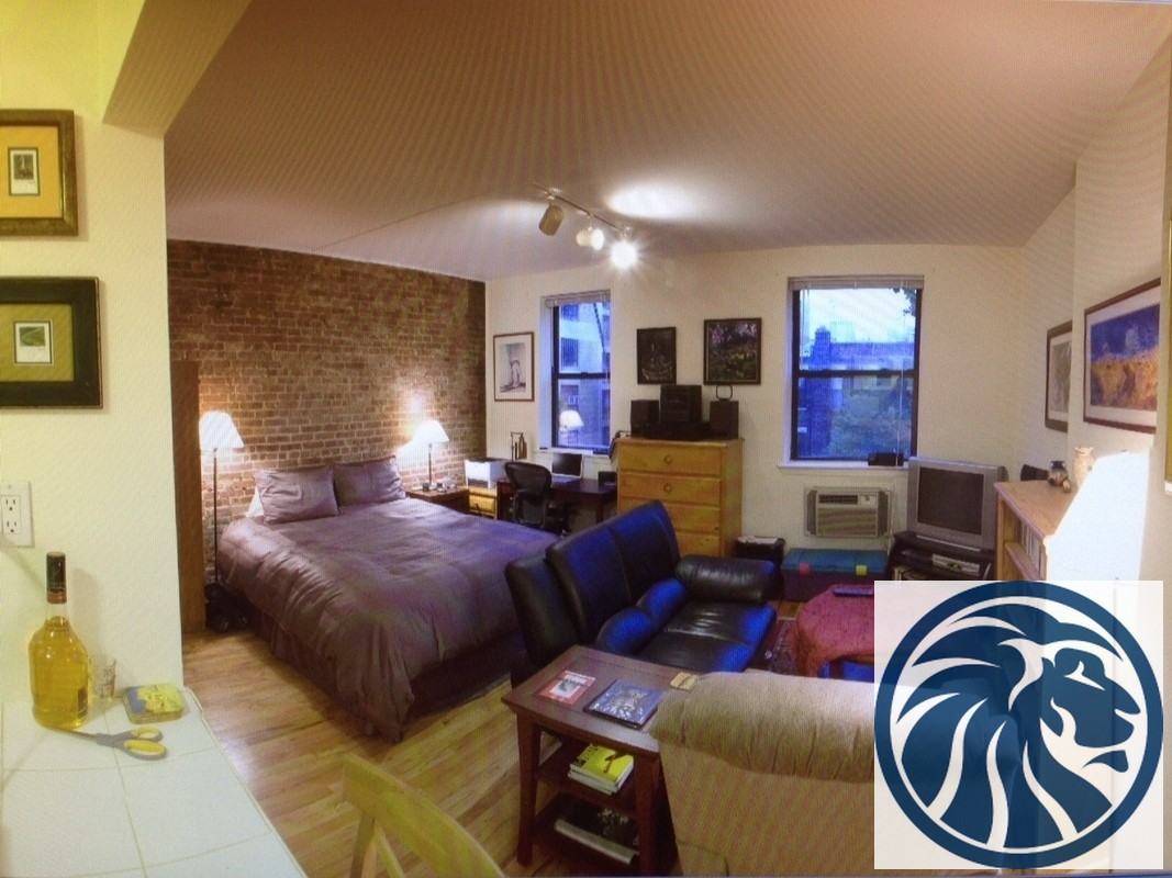 54 West 91st Street - Photo 3 of 4