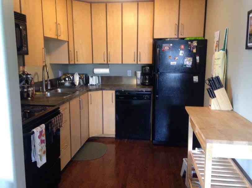 2002 11 Avenue Southwest - Photo 2 of 7