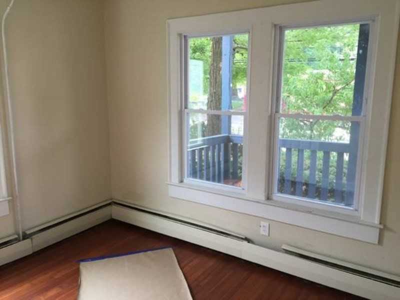 190 Westland St - Photo 2 of 3