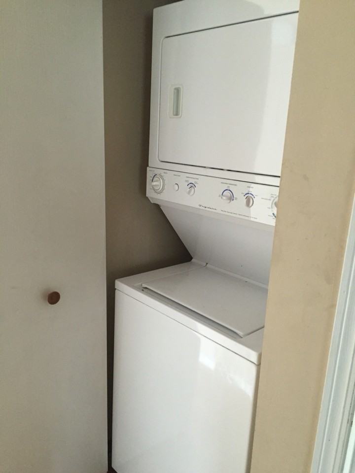 109 Wintergreen Drive - Photo 3 of 7