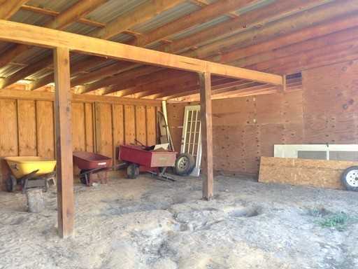 36 Acorn Ln - Photo 3 of 18