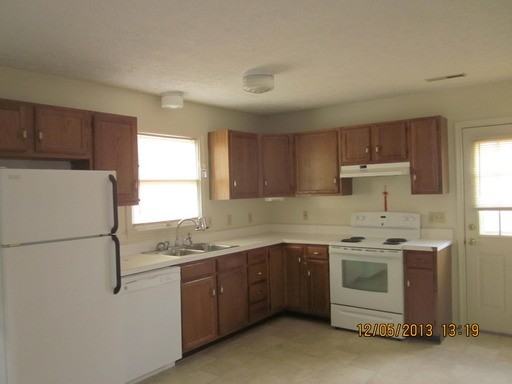 100 Pinto Trail - Photo 2 of 3