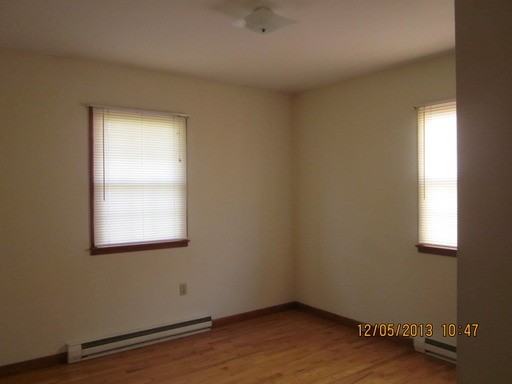 13 Page St - Photo 3 of 4