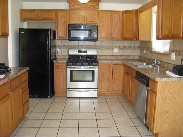 1822 Hermon Ave - Photo 3 of 14