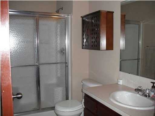 1612 Herrington St - Photo 2 of 13