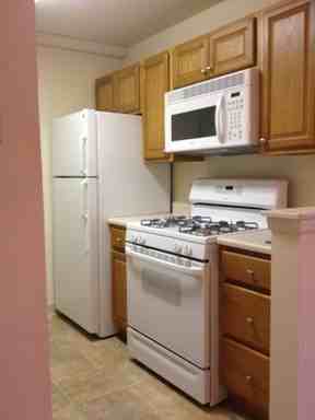 314 Manor Dr - Photo 3 of 11
