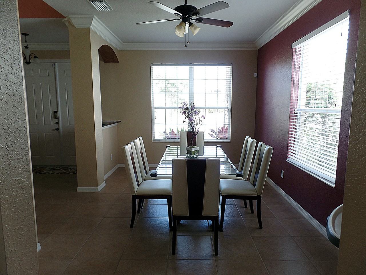 8110 Silver Birch Way - Photo 3 of 8