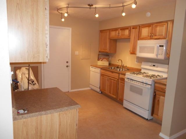 1179 Calle Madera - Photo 3 of 12