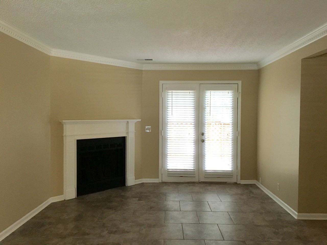 1205 Placid Ct - Photo 3 of 20