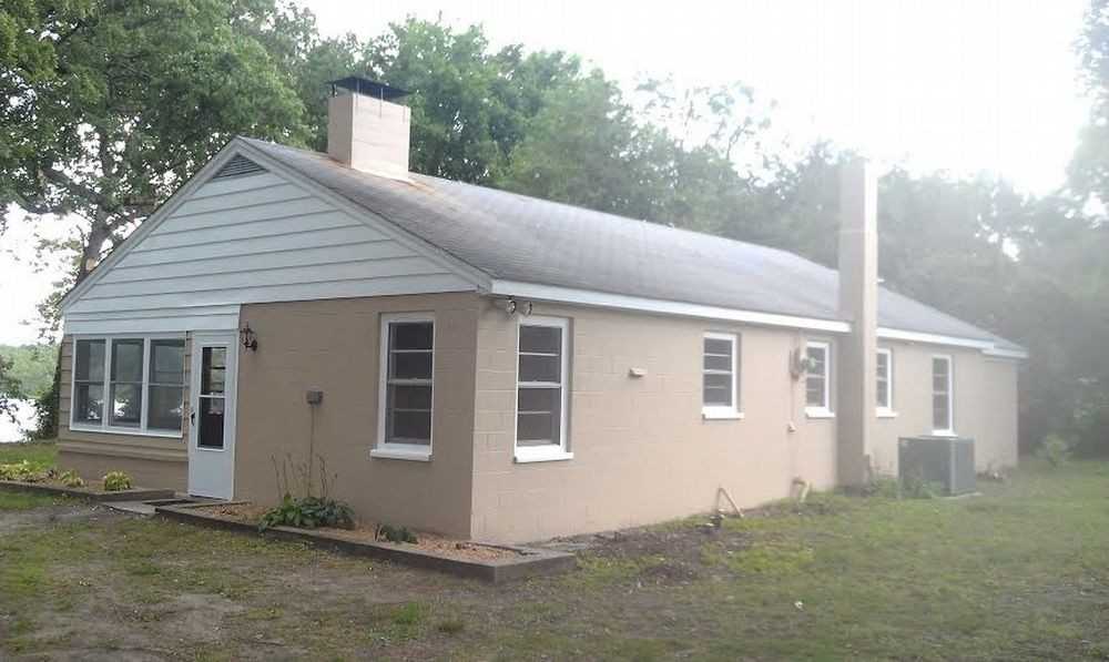 1619 Woodbury Rd - Photo 2 of 5