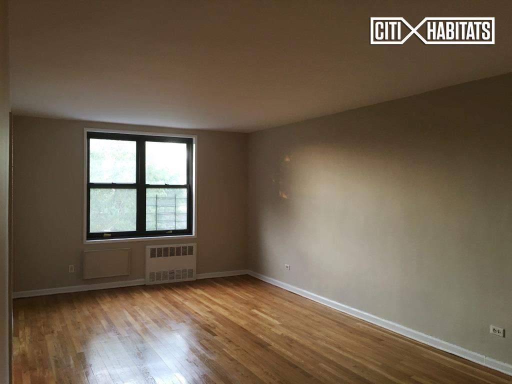 Gravesend Neck Rd #2R