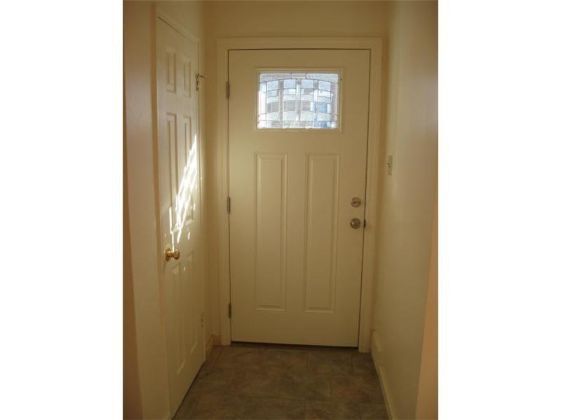 1611 Parkline Dr - Photo 3 of 21