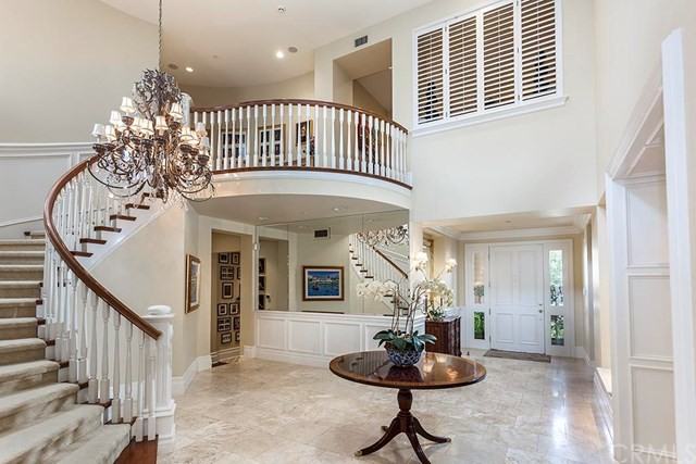 25 Gleneagles Dr - Photo 3 of 18