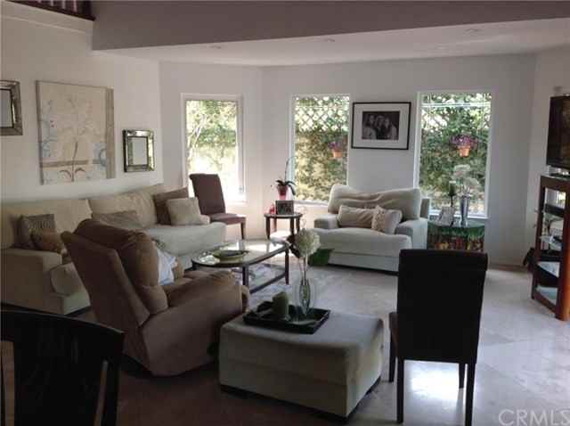 6231 Majorca Cir - Photo 2 of 6