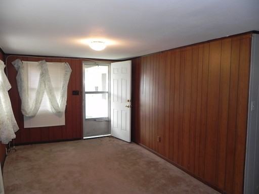 600 E 123rd Terrace - Photo 2 of 8