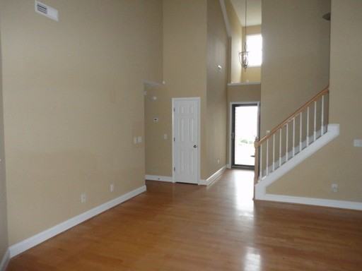 817 Ridge View Terrace - Photo 2 of 15