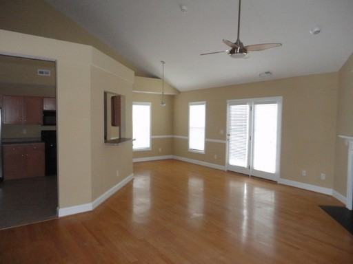 817 Ridge View Terrace - Photo 3 of 15