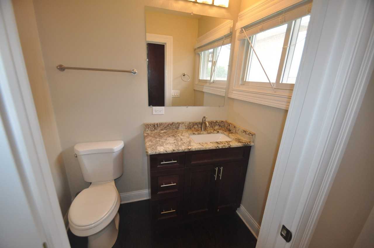 5851 S Austin Ave - Photo 3 of 8