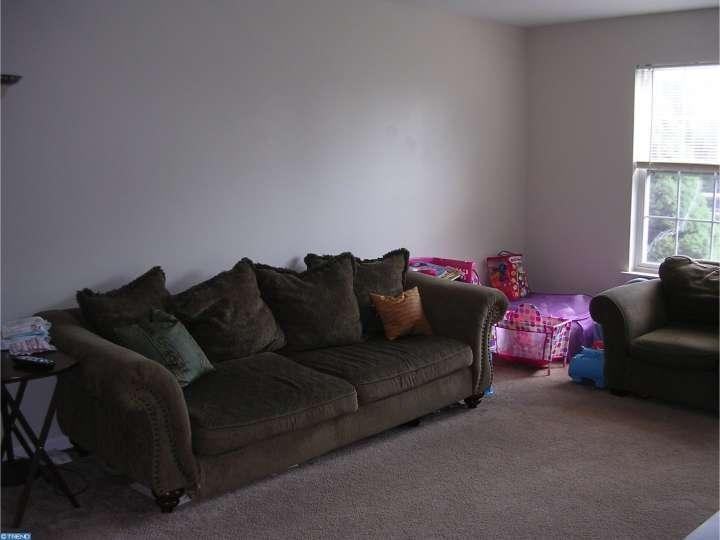 115 Anjou Ct - Photo 2 of 7