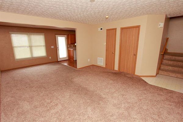 6097 Federalist Dr - Photo 2 of 13