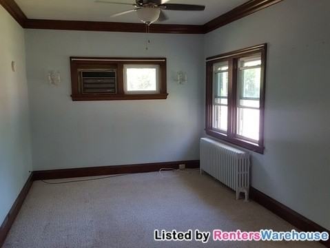 830 3rd Ave SW - Photo 3 of 10