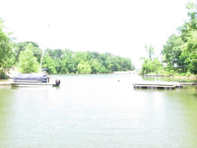 1287 Oak Hill Dr - Photo 2 of 48