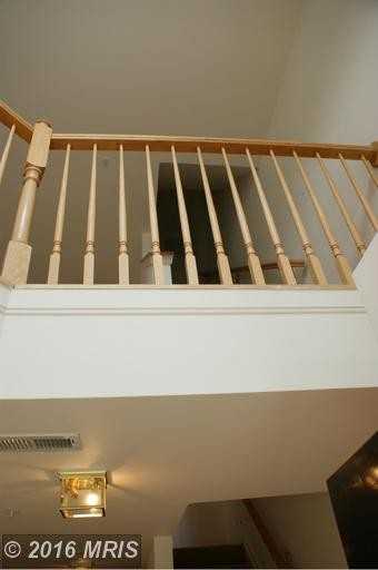 8214 Dellwood Ct - Photo 2 of 12