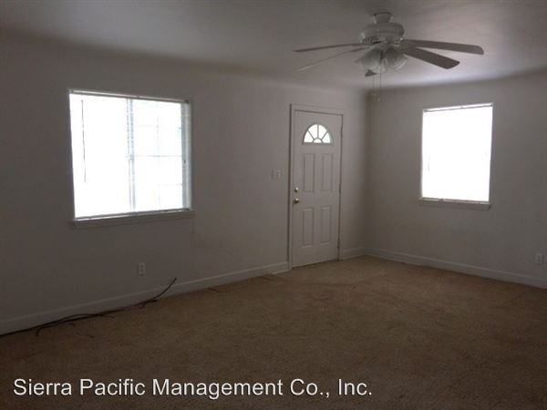 619 Bridge St - Photo 3 of 9