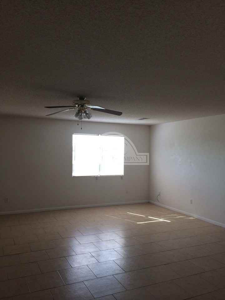 4002 Sand Dollar Dr - Photo 2 of 15