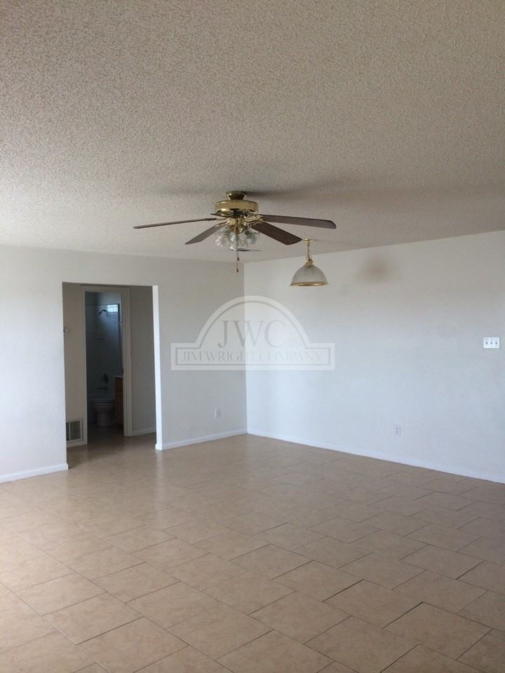 4002 Sand Dollar Dr - Photo 3 of 15