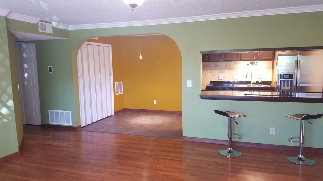 1211 Mangrove Ln #5 - Photo 2 of 9