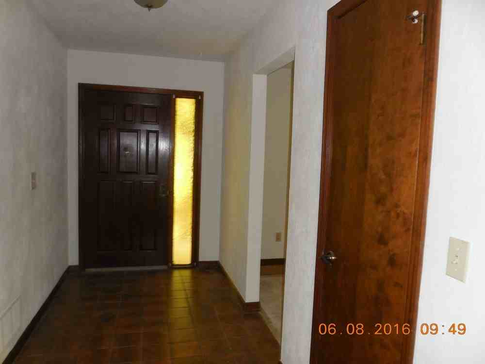 117 Oak Ln - Photo 3 of 11