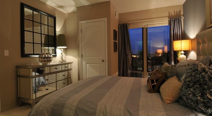 Howard St & Chicago Ave - Photo 3 of 8