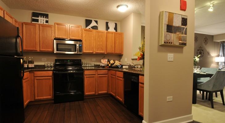 Howard St & Chicago Ave - Photo 2 of 8