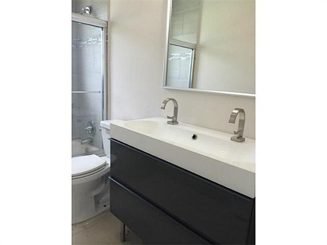 742 NE 179 TER - Photo 2 of 13