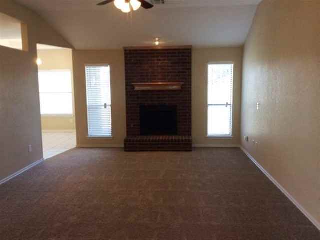 705 SW 154th Pl - Photo 2 of 15
