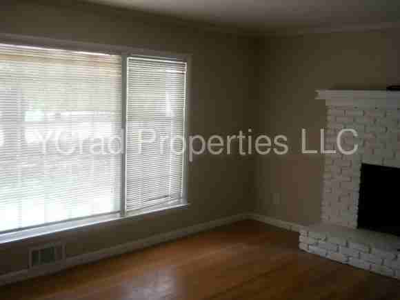 3094 Meadow Lark Ln - Photo 2 of 5