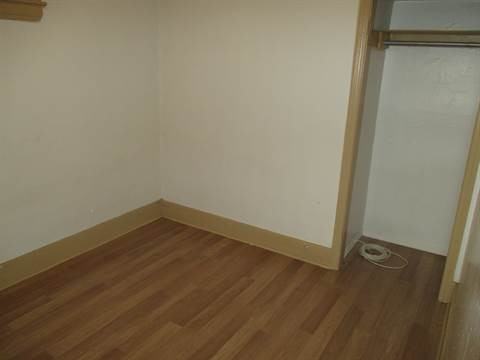 325 Perth Ave - Photo 2 of 8