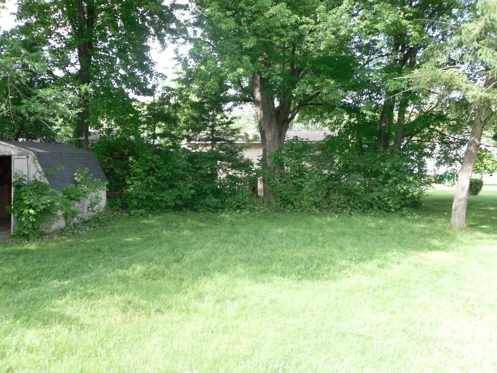 878 N St Clair St - Photo 3 of 16