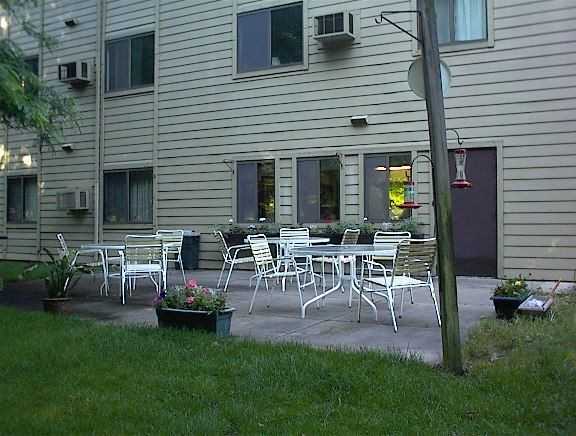 Woodside Apartments - Photo 3 of 10