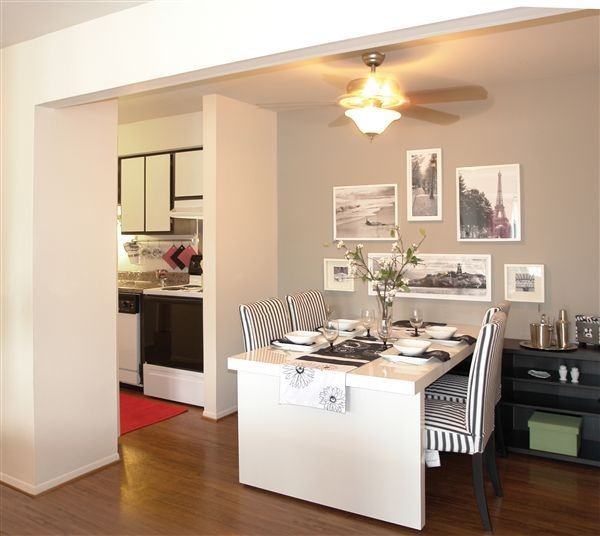 Bloomfield Place Apartments - Photo 2 of 12